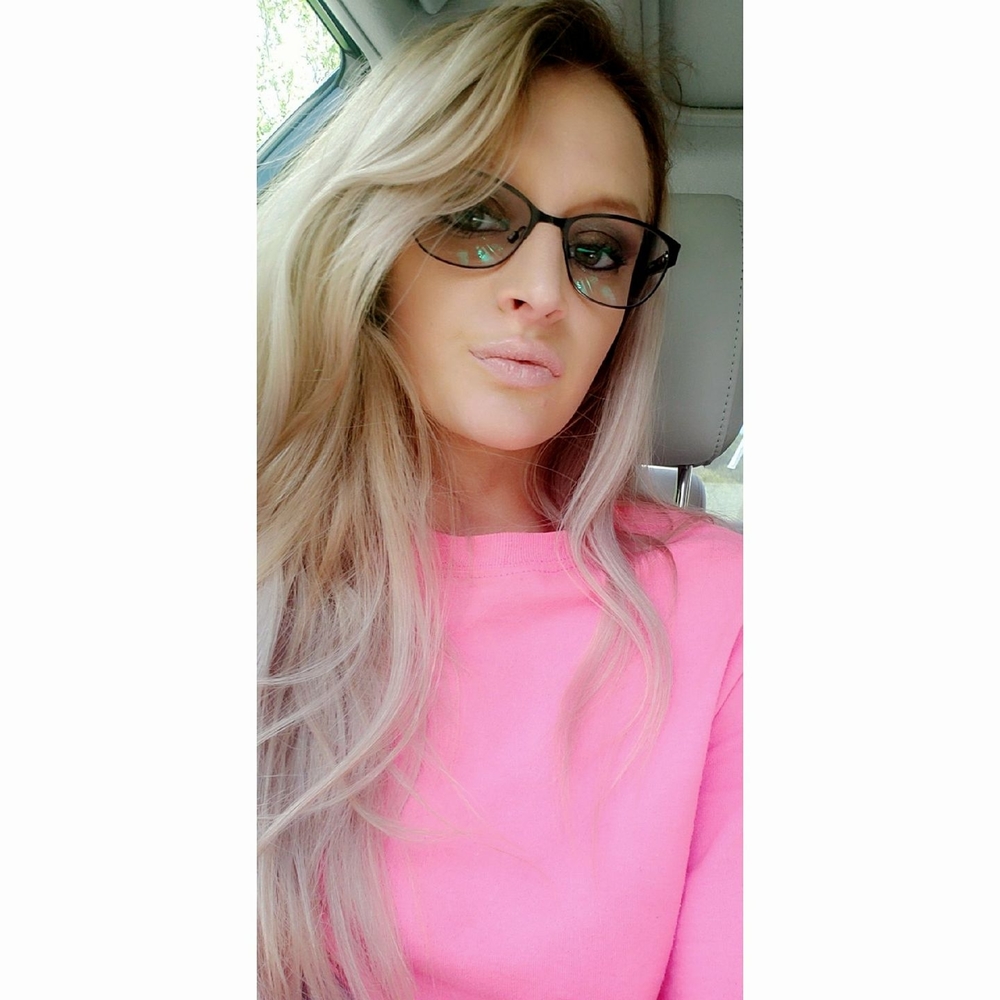 Meet your Posher, Serena